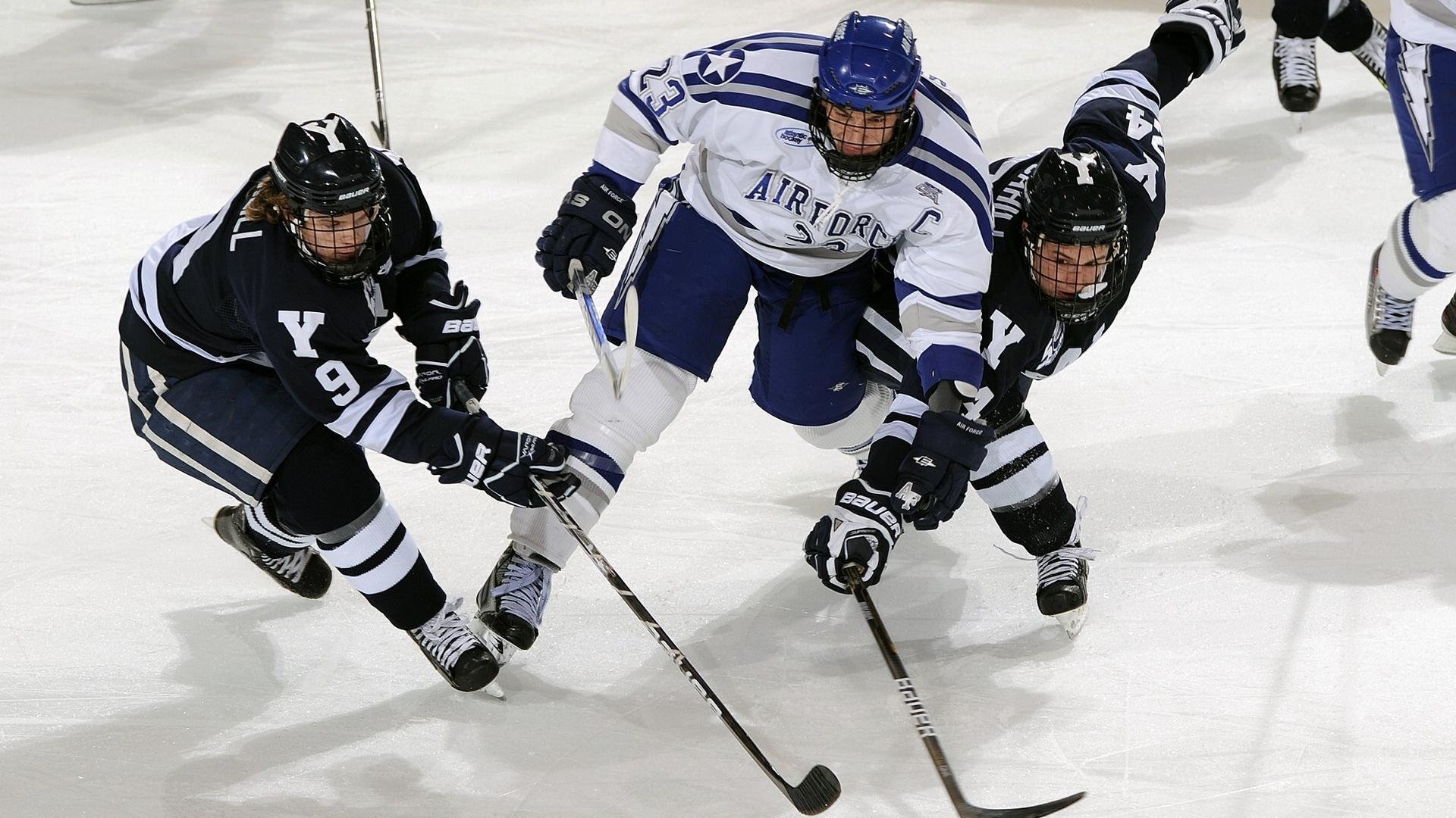 世界女子撑杆跳锦标赛中国新人获佳绩，世界著名女子撑杆跳运动员